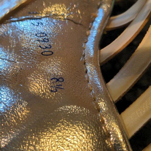 VTG Elegant Creations Silver Sandals Size 8.5 - Picture 9 of 12